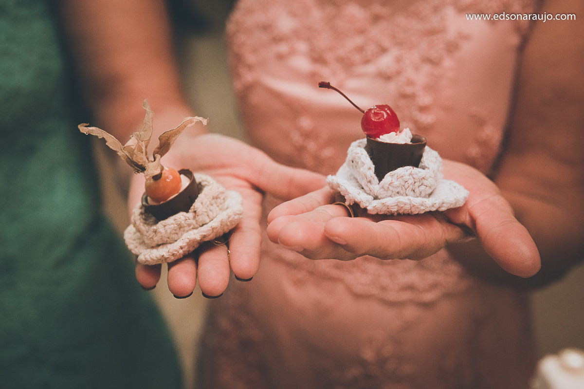 Silvia e Osmar, fotografo em joão pinheiro, fotografo de casamentos em joão pinheiro, Luciana Braga, vestido de noivas, Melhor fotografo joão pinheiro, alianças de casamento, Edson Araujo fotografias