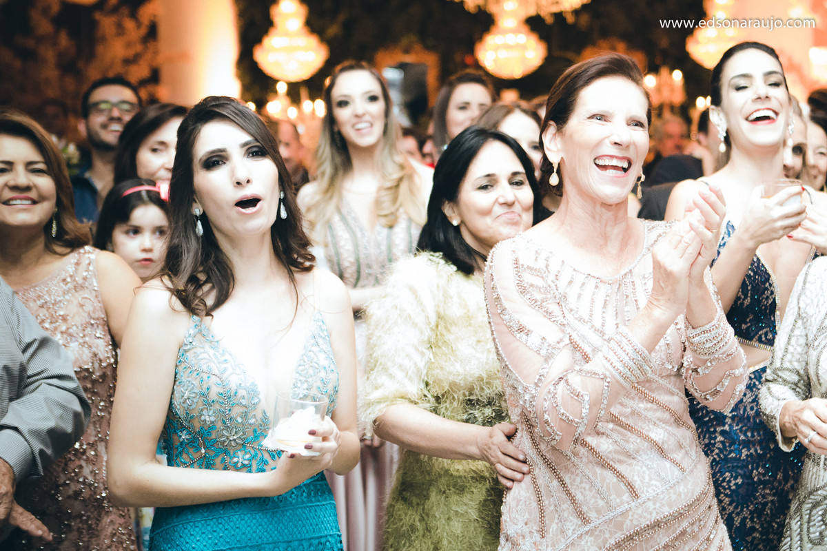Edson Araujo, Fotografo em João Pinheiro, Fotografo de casamento em João Pinheiro, Melhor fotografo Minas Gerais, Marilia e Flavio, Flavio, Riviera, noiva emocionada, noiva chorando, noivos dançando