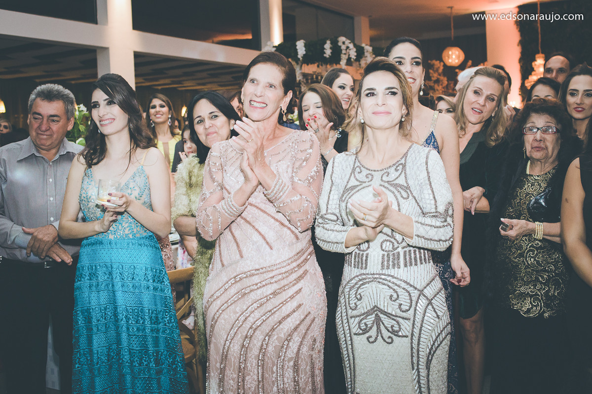 Edson Araujo, Fotografo em João Pinheiro, Fotografo de casamento em João Pinheiro, Melhor fotografo Minas Gerais, Marilia e Flavio, Flavio, Riviera, noiva emocionada, noiva chorando, noivos dançando
