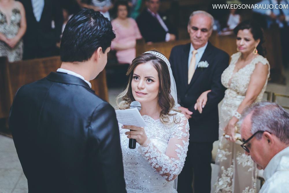 Casamento da Sara e Hernany em João Pinheiro MG. 
maquiagem de noiva em JP
vestido de noiva em João Pinheiro
Fotografo em João Pinheiro 
Edson Araujo Fotografias
Fotografo de casamentos em JP