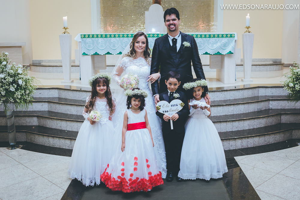 Casamento do Hernany e Sara em João Pinheiro - MG
Casando em João Pinheiro na Igreja Matriz de S'antana
Noiva emocionada em João Pinheiro - MG
Melhor fotógrafo de João Pinheiro - MG
Fotógrafo de casam