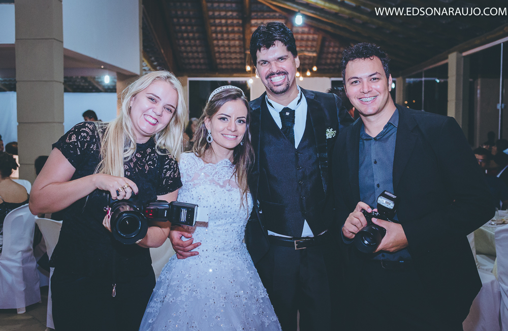 Casamento do Hernany e Sara em João Pinheiro - MG
Casando em João Pinheiro na Igreja Matriz de S'antana
Noiva emocionada em João Pinheiro - MG
Melhor fotógrafo de João Pinheiro - MG
Fotógrafo de casam
