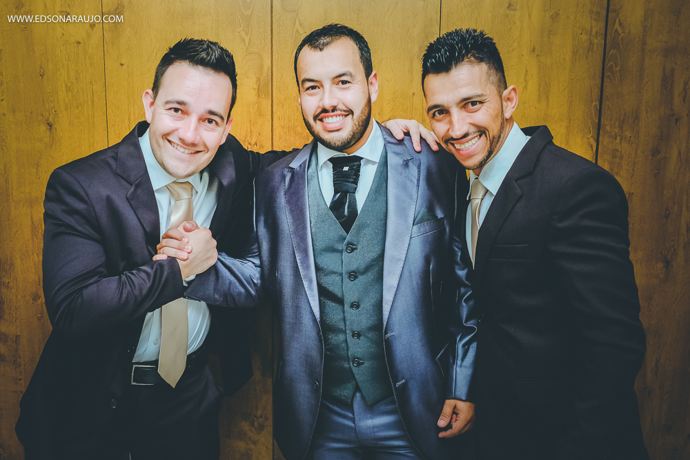  Casamento da Camila e Tiago em Joao Pinheiro MG, igreja Imaculada Conceição,  Fotografo Edson Araujo,  Recepção Sitio Rosa Mística, Maquiagem Raiane Pacheco, Buffet America Dornelas e Flores Anjos Fl
