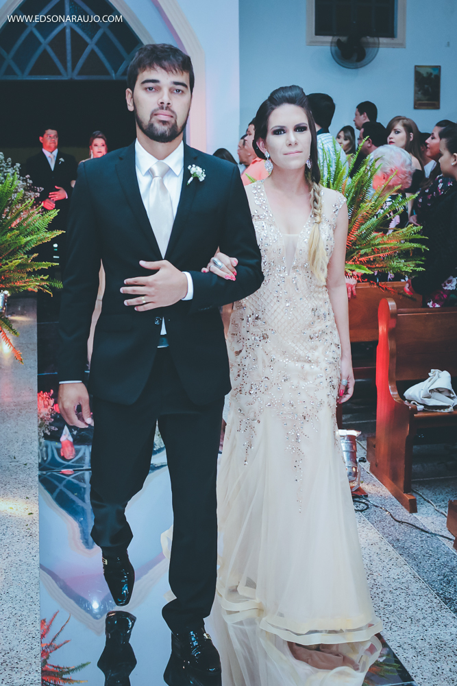  Casamento da Camila e Tiago em Joao Pinheiro MG, igreja Imaculada Conceição,  Fotografo Edson Araujo,  Recepção Sitio Rosa Mística, Maquiagem Raiane Pacheco, Buffet America Dornelas e Flores Anjos Fl