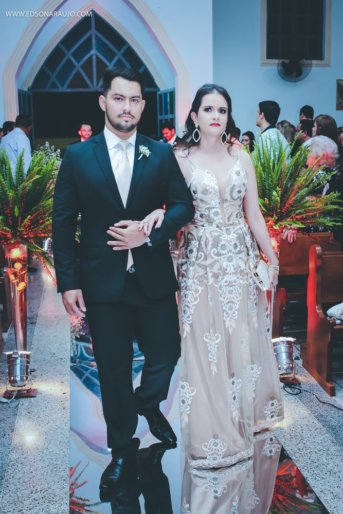  Casamento da Camila e Tiago em Joao Pinheiro MG, igreja Imaculada Conceição,  Fotografo Edson Araujo,  Recepção Sitio Rosa Mística, Maquiagem Raiane Pacheco, Buffet America Dornelas e Flores Anjos Fl