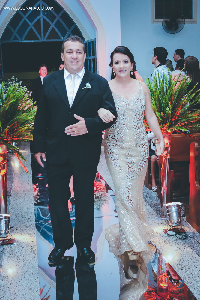  Casamento da Camila e Tiago em Joao Pinheiro MG, igreja Imaculada Conceição,  Fotografo Edson Araujo,  Recepção Sitio Rosa Mística, Maquiagem Raiane Pacheco, Buffet America Dornelas e Flores Anjos Fl