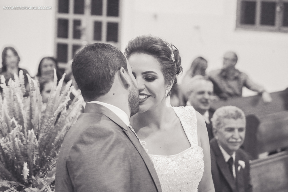  Casamento da Camila e Tiago em Joao Pinheiro MG, igreja Imaculada Conceição,  Fotografo Edson Araujo,  Recepção Sitio Rosa Mística, Maquiagem Raiane Pacheco, Buffet America Dornelas e Flores Anjos Fl