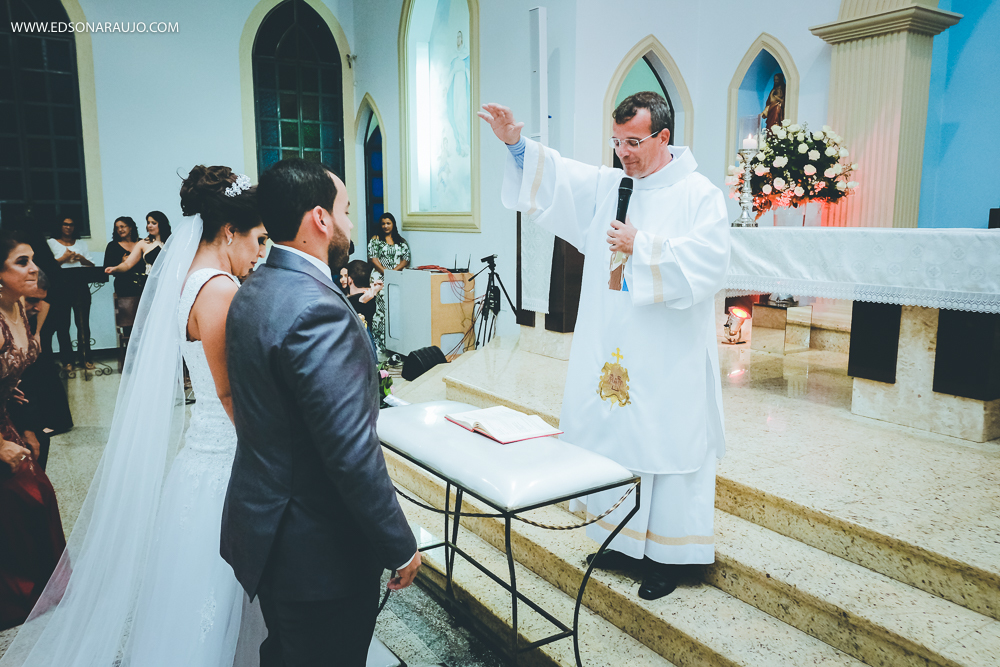  Casamento da Camila e Tiago em Joao Pinheiro MG, igreja Imaculada Conceição,  Fotografo Edson Araujo,  Recepção Sitio Rosa Mística, Maquiagem Raiane Pacheco, Buffet America Dornelas e Flores Anjos Fl
