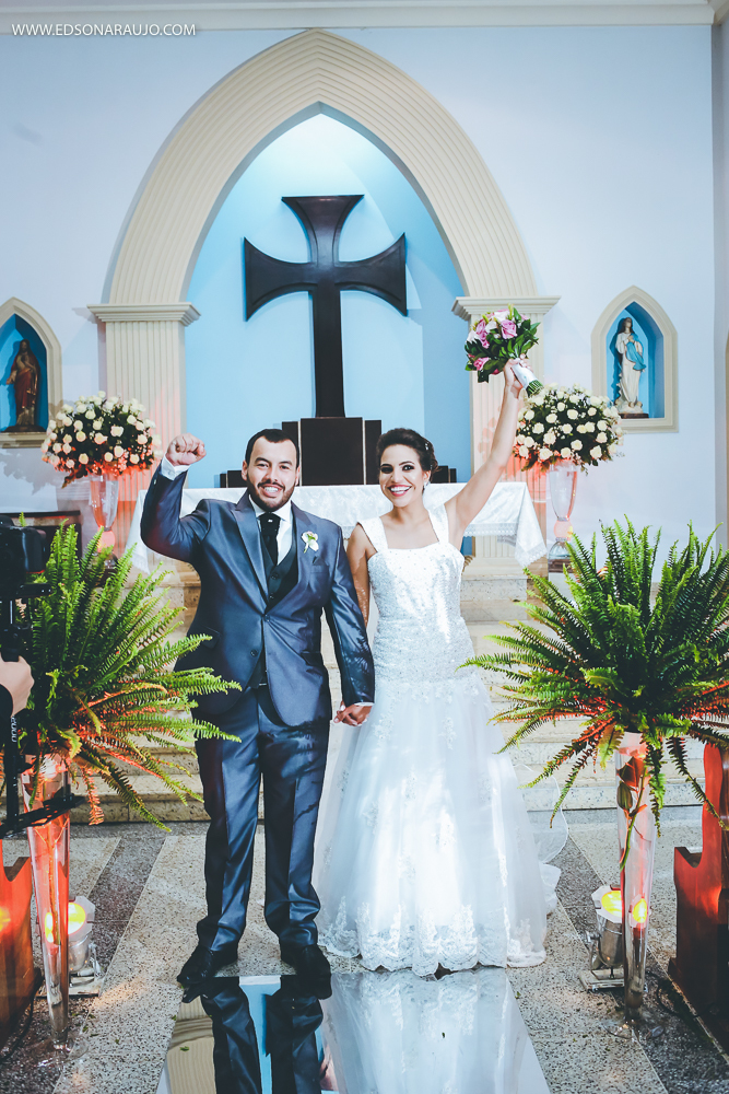  Casamento da Camila e Tiago em Joao Pinheiro MG, igreja Imaculada Conceição,  Fotografo Edson Araujo,  Recepção Sitio Rosa Mística, Maquiagem Raiane Pacheco, Buffet America Dornelas e Flores Anjos Fl