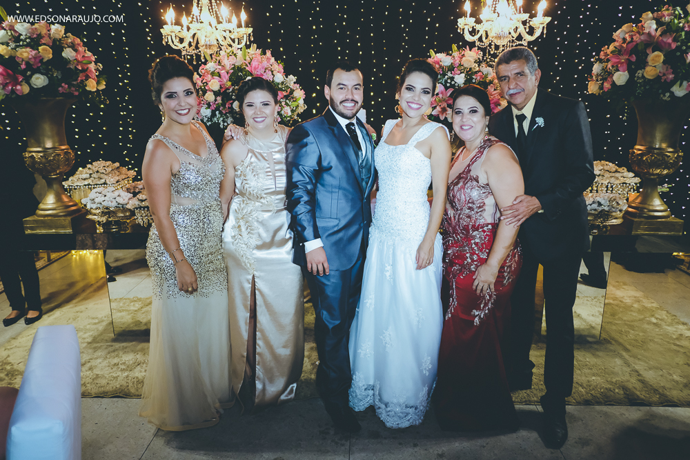  Casamento da Camila e Tiago em Joao Pinheiro MG, igreja Imaculada Conceição,  Fotografo Edson Araujo,  Recepção Sitio Rosa Mística, Maquiagem Raiane Pacheco, Buffet America Dornelas e Flores Anjos Fl