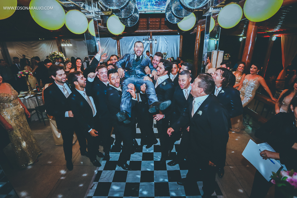  Casamento da Camila e Tiago em Joao Pinheiro MG, igreja Imaculada Conceição,  Fotografo Edson Araujo,  Recepção Sitio Rosa Mística, Maquiagem Raiane Pacheco, Buffet America Dornelas e Flores Anjos Fl