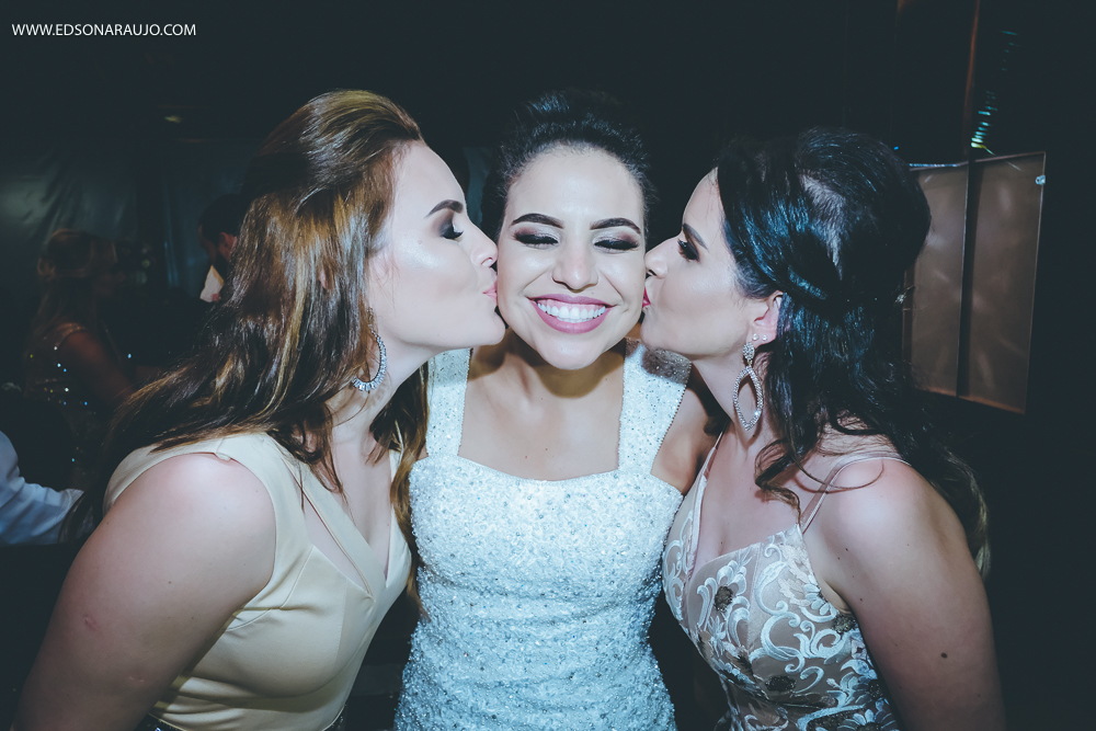  Casamento da Camila e Tiago em Joao Pinheiro MG, igreja Imaculada Conceição,  Fotografo Edson Araujo,  Recepção Sitio Rosa Mística, Maquiagem Raiane Pacheco, Buffet America Dornelas e Flores Anjos Fl