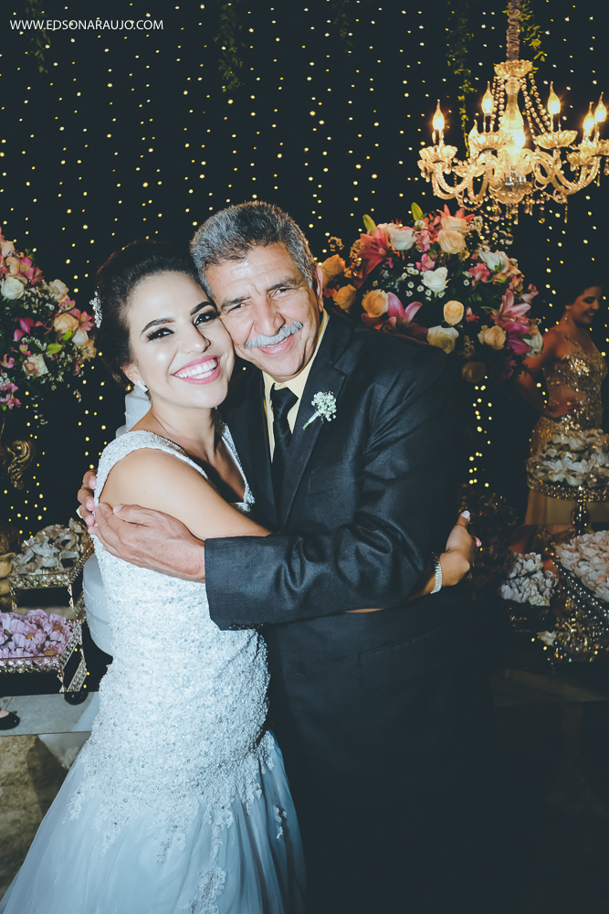  Casamento da Camila e Tiago em Joao Pinheiro MG, igreja Imaculada Conceição,  Fotografo Edson Araujo,  Recepção Sitio Rosa Mística, Maquiagem Raiane Pacheco, Buffet America Dornelas e Flores Anjos Fl