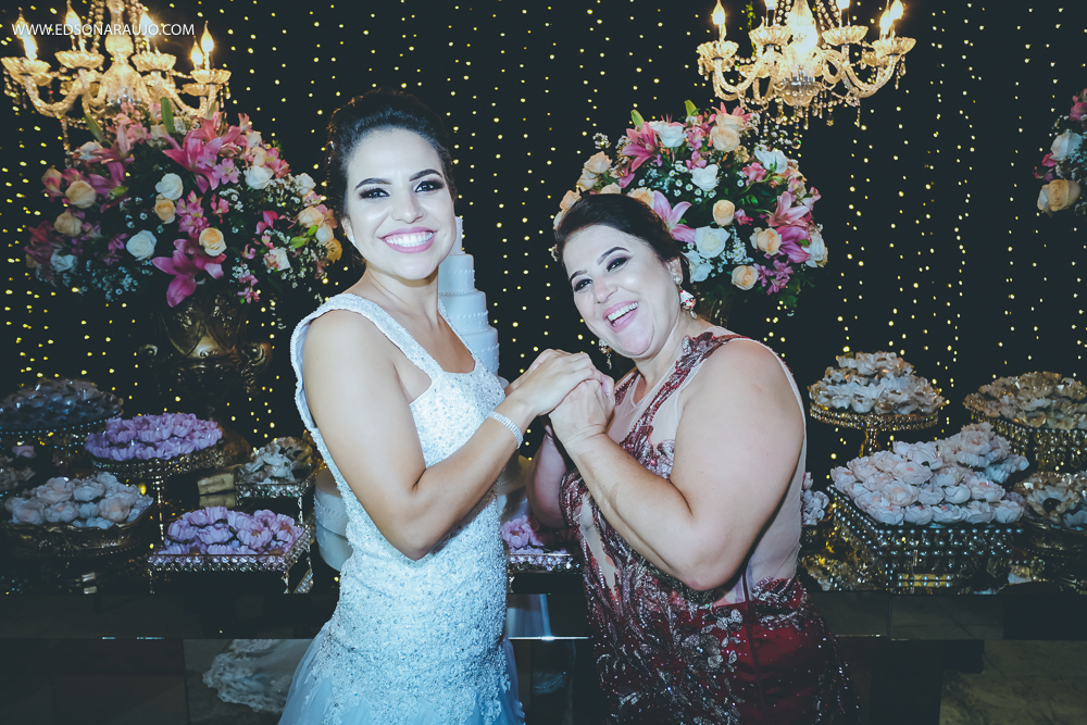  Casamento da Camila e Tiago em Joao Pinheiro MG, igreja Imaculada Conceição,  Fotografo Edson Araujo,  Recepção Sitio Rosa Mística, Maquiagem Raiane Pacheco, Buffet America Dornelas e Flores Anjos Fl