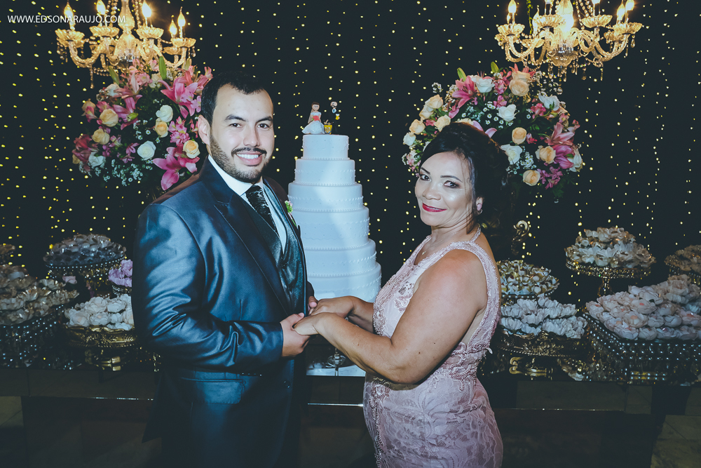  Casamento da Camila e Tiago em Joao Pinheiro MG, igreja Imaculada Conceição,  Fotografo Edson Araujo,  Recepção Sitio Rosa Mística, Maquiagem Raiane Pacheco, Buffet America Dornelas e Flores Anjos Fl