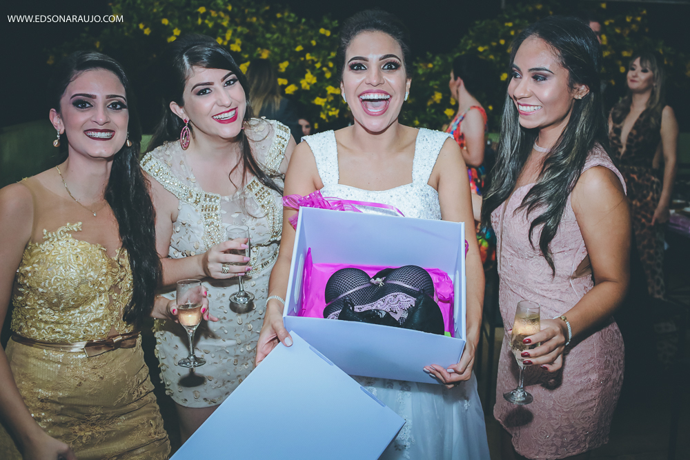  Casamento da Camila e Tiago em Joao Pinheiro MG, igreja Imaculada Conceição,  Fotografo Edson Araujo,  Recepção Sitio Rosa Mística, Maquiagem Raiane Pacheco, Buffet America Dornelas e Flores Anjos Fl