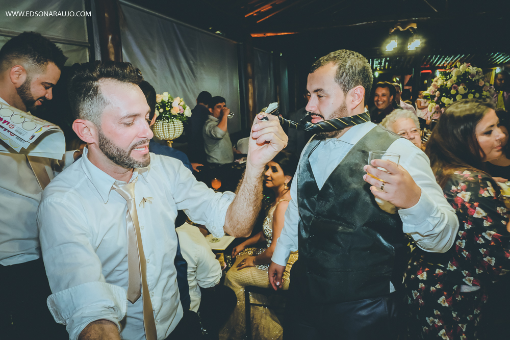  Casamento da Camila e Tiago em Joao Pinheiro MG, igreja Imaculada Conceição,  Fotografo Edson Araujo,  Recepção Sitio Rosa Mística, Maquiagem Raiane Pacheco, Buffet America Dornelas e Flores Anjos Fl