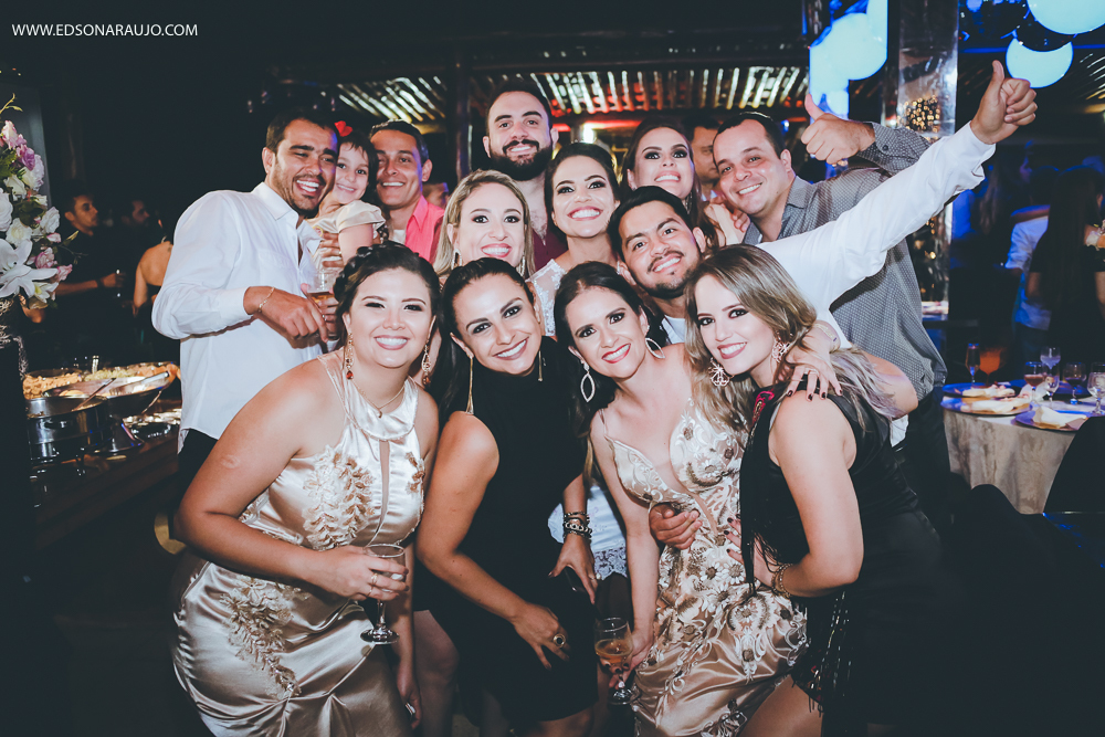  Casamento da Camila e Tiago em Joao Pinheiro MG, igreja Imaculada Conceição,  Fotografo Edson Araujo,  Recepção Sitio Rosa Mística, Maquiagem Raiane Pacheco, Buffet America Dornelas e Flores Anjos Fl