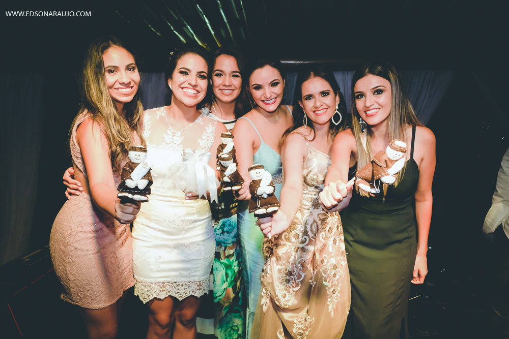  Casamento da Camila e Tiago em Joao Pinheiro MG, igreja Imaculada Conceição,  Fotografo Edson Araujo,  Recepção Sitio Rosa Mística, Maquiagem Raiane Pacheco, Buffet America Dornelas e Flores Anjos Fl
