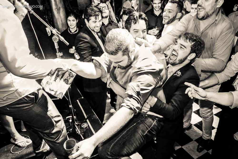  Casamento da Camila e Tiago em Joao Pinheiro MG, igreja Imaculada Conceição,  Fotografo Edson Araujo,  Recepção Sitio Rosa Mística, Maquiagem Raiane Pacheco, Buffet America Dornelas e Flores Anjos Fl