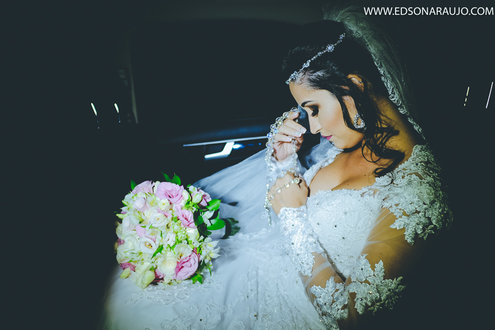 Casamento da Nayane e Andre,   em Joao pinheiro mg,  noiva a poucos segundos antes de entrar na igreja