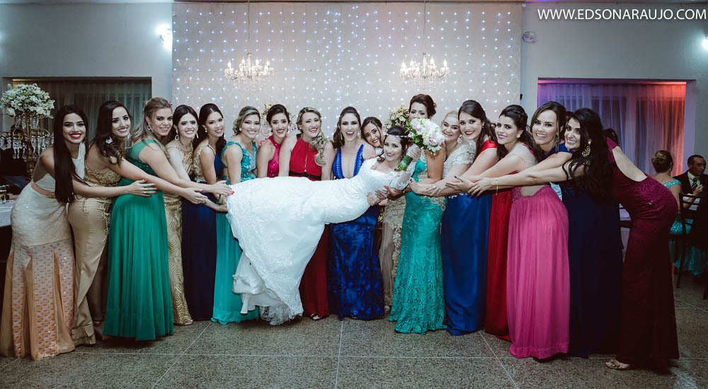 Madrinhas,  como e bom ter amigas,   casamento da Nayane e Andre foto com madrinhas casamento,  Fotografo de casamento em Joao pinheiro