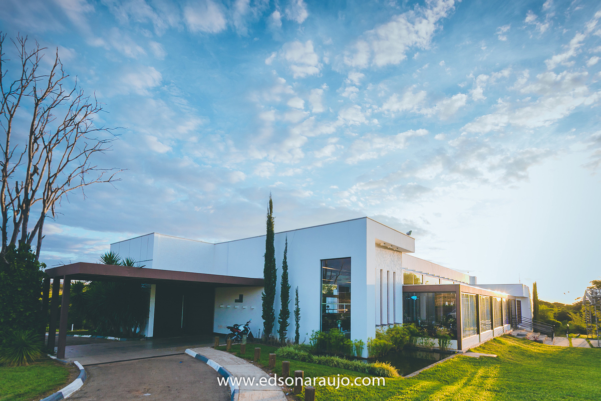 Maquiagem de noiva, maquiagem linda, Noiva JP, Luciana Braga maquiagens, Fotografo Edson Araujo, Melhor fotografo de casamentos, Casamento em JOão Pinheiro, Casamento militar