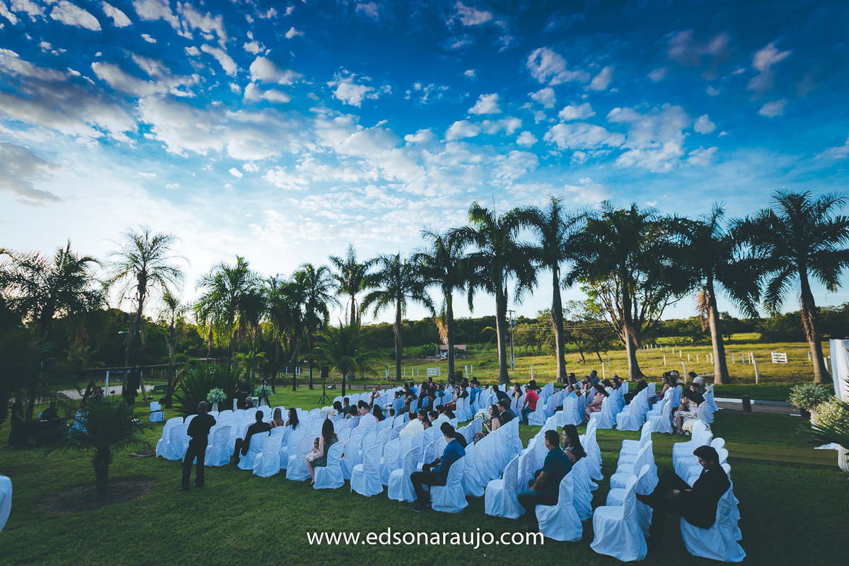 Maquiagem de noiva, maquiagem linda, Noiva JP, Luciana Braga maquiagens, Fotografo Edson Araujo, Melhor fotografo de casamentos, Casamento em JOão Pinheiro, Casamento militar
