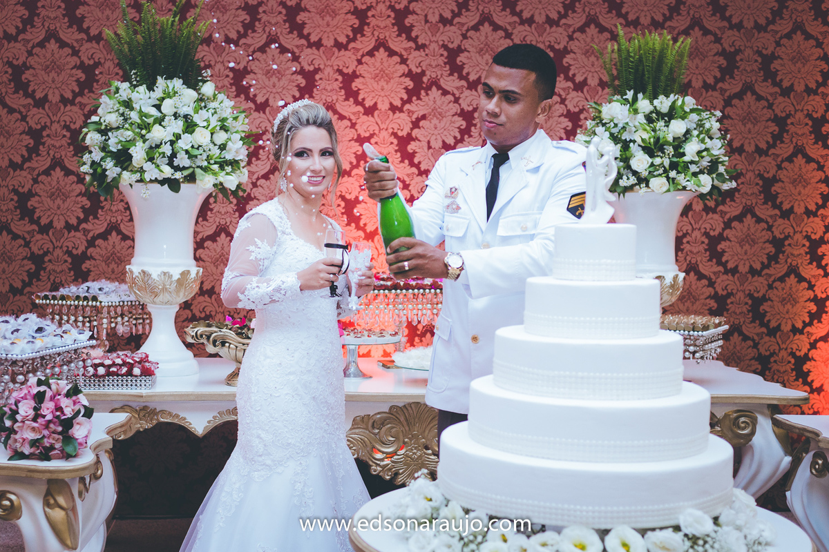 Casamento ao ar livre, Casamento militar ao ar livre, Casamento no kika, Casamento no gramado, Casamento em João Pinheiro, Edson Araujo Fotografias, Melhor fotografo.
Fotografo em JOão Pinheiro