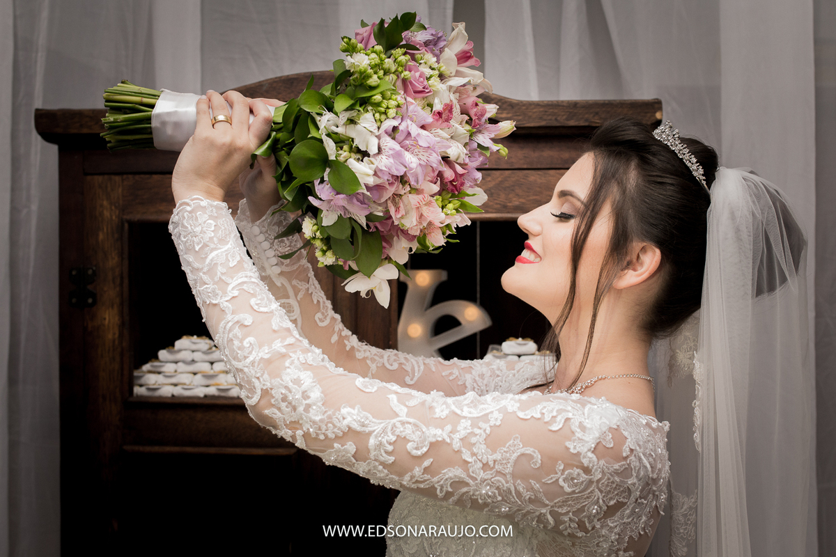 Casamento da Mayra e Celso em Patrocinio MG.
Casamento em Patrocinio MG, 
Casamentos patrocinio, Noivas Patrocinio, 
Noivas Patos de Minas,
Edson Araujo Fotografias, 
Fotografo Patrocinio
Edson Araujo