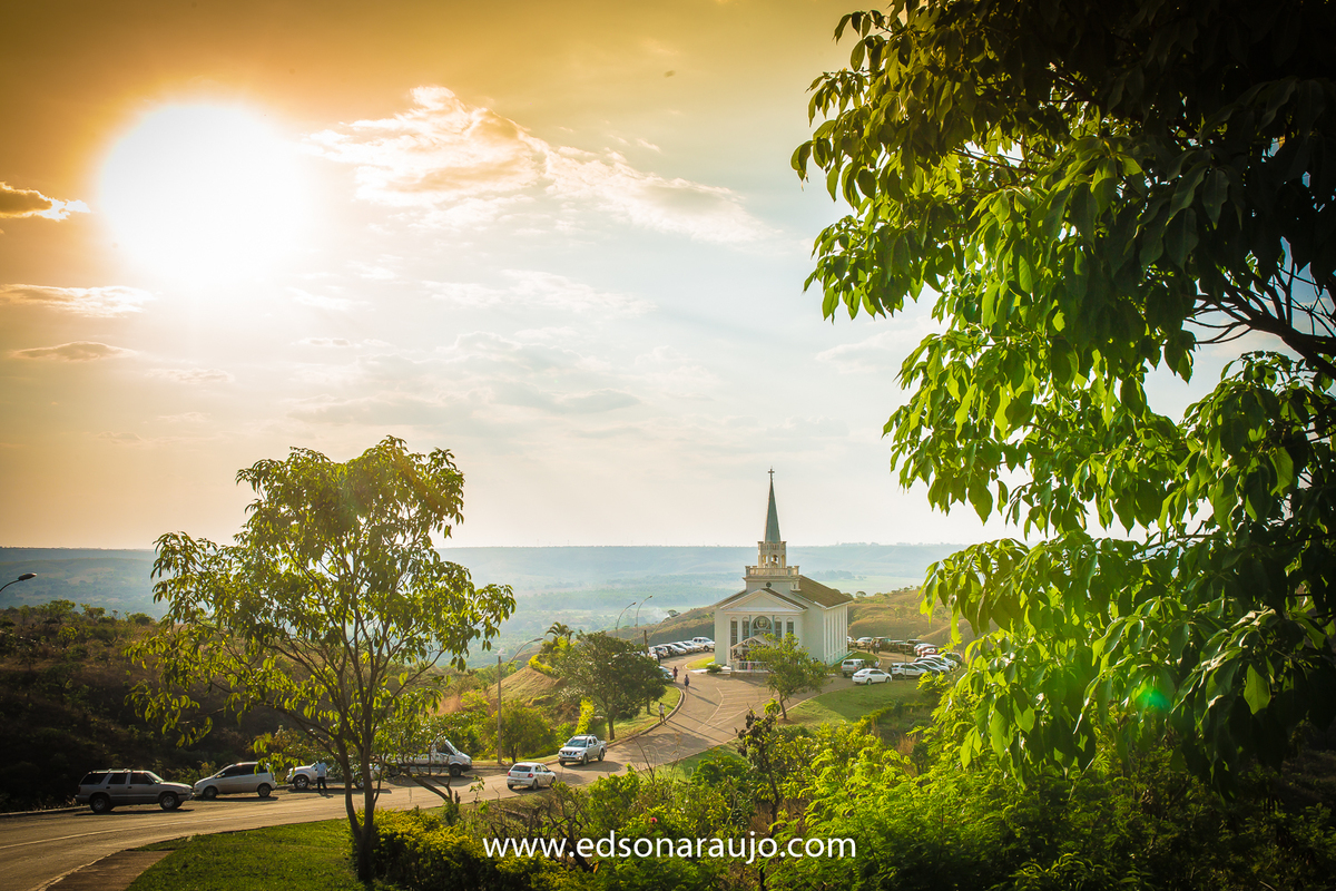 Igreja em Brasilia, Capela São Francisco de Assis, Melhor igreja para casamentos, Igreja São Francisco no Gama, Igreja São Francisco de Assis, Fotos Capela São Francisco de Assis Brasilia, Capela São Francisco, Fotos lindas  Capela São Francisco