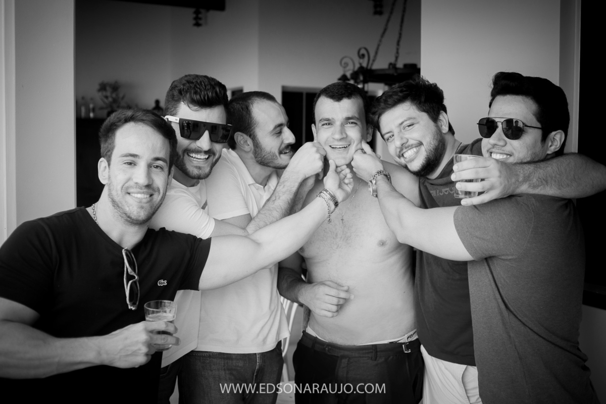 Casamento da Carol e Paulo Jr. em Lagoa Grande - MG. Igreja Matriz São Sebastião, Fotografo Edson Araujo, Cerimonial Conceito Eventos, Decoracao Neimar Decoracoes, Produção da noiva: Sinara Moreira. Melhor Fotografo Lagoa Grande.