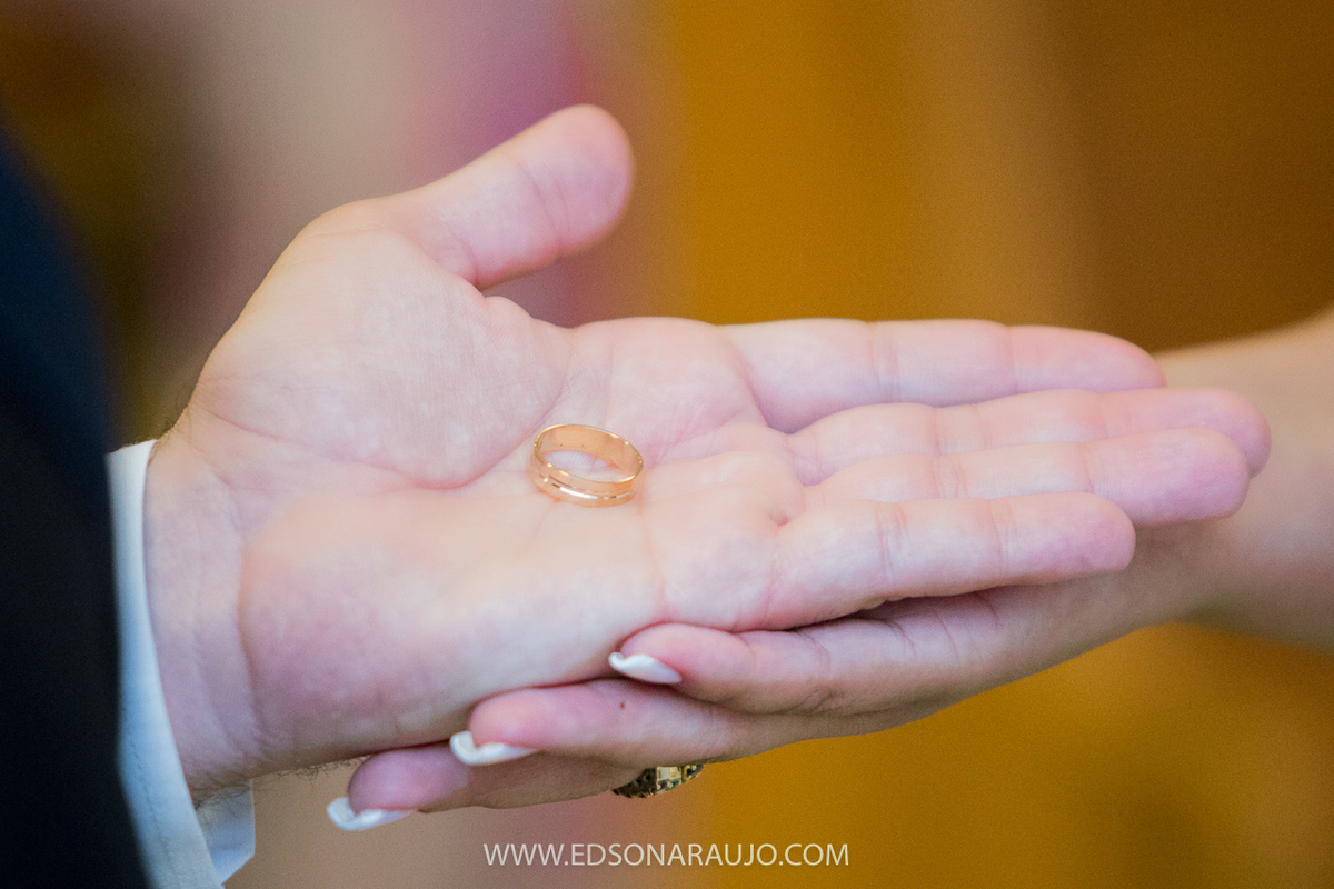 Casamento da Carol e Paulo Jr. em Lagoa Grande - MG. Igreja Matriz São Sebastião, Fotografo Edson Araujo, Cerimonial Conceito Eventos, Decoracao Neimar Decoracoes, Produção da noiva: Sinara Moreira. Melhor Fotografo Lagoa Grande.