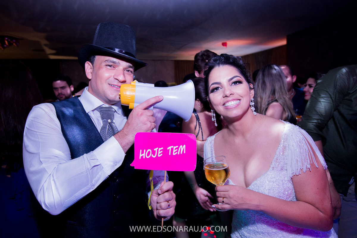 Casamento da Carol e Paulo Jr. em Lagoa Grande - MG. Igreja Matriz São Sebastião, Fotografo Edson Araujo, Cerimonial Conceito Eventos, Decoracao Neimar Decoracoes, Produção da noiva: Sinara Moreira. Melhor Fotografo Lagoa Grande.