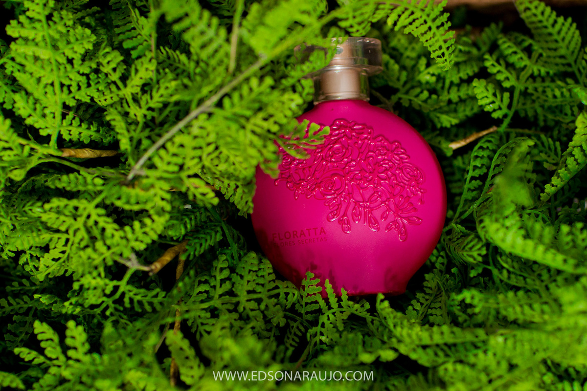 Casamento da Mairane e Jose Vicente em Joao Pinheiro MG, realizado na Igreja Imaculada Conceicao e rececpcao no Lions Club, 
Maquiagem da noiva Luciana Braga, Fotografias Edson Araujo e Ariele Araujo, Fotografo de casamentos em Joao pinheiro