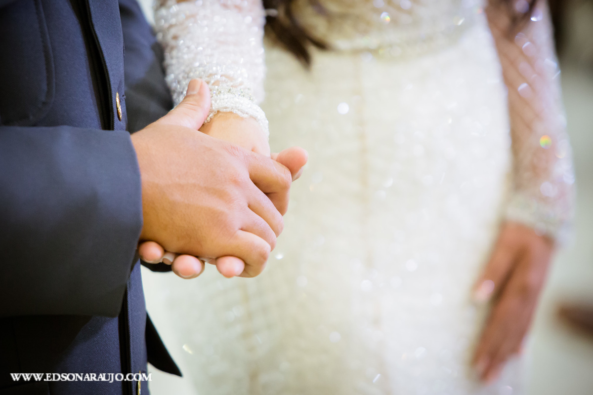 Casamento da Carol e Gledson, Igreja do Rosario em Patos de Minas MG, recepção no salão de festas do House Fest. Fotografo Edson Araujo fotografias, fotógrafo em Patos de Minas e região, Cerimonial Conceito Eventos, Barbara maquiagens, Faelo Filmes