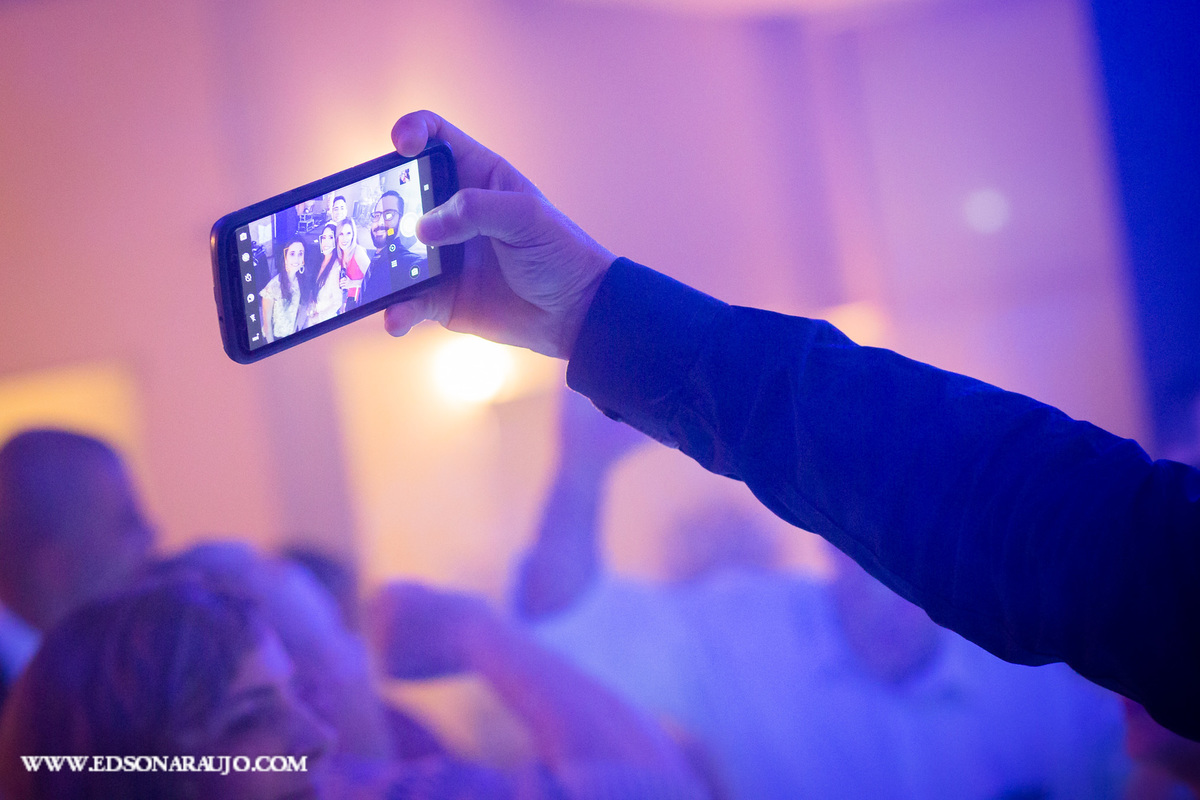 Casamento da Carol e Gledson, Igreja do Rosario em Patos de Minas MG, recepção no salão de festas do House Fest. Fotografo Edson Araujo fotografias, fotógrafo em Patos de Minas e região, Cerimonial Conceito Eventos, Barbara maquiagens, Faelo Filmes