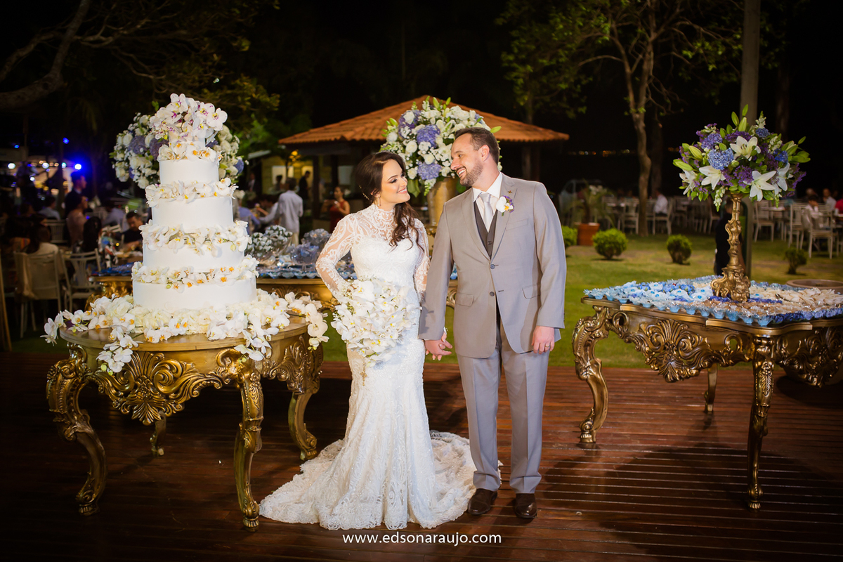 Casamento_da_Fabiola_e_Henrique_em_Patos_de_Minas_MG._Sitio_toe_do_jo,_casamento_lindo_ao_ar_livre_em_patos_de_minas,_casamento_ao_por_do_sol,_com_o_melhor_fotografo_de_casamentos_edson araujo,_barbara_maquiagens,_nice,_toe_do_jo 
