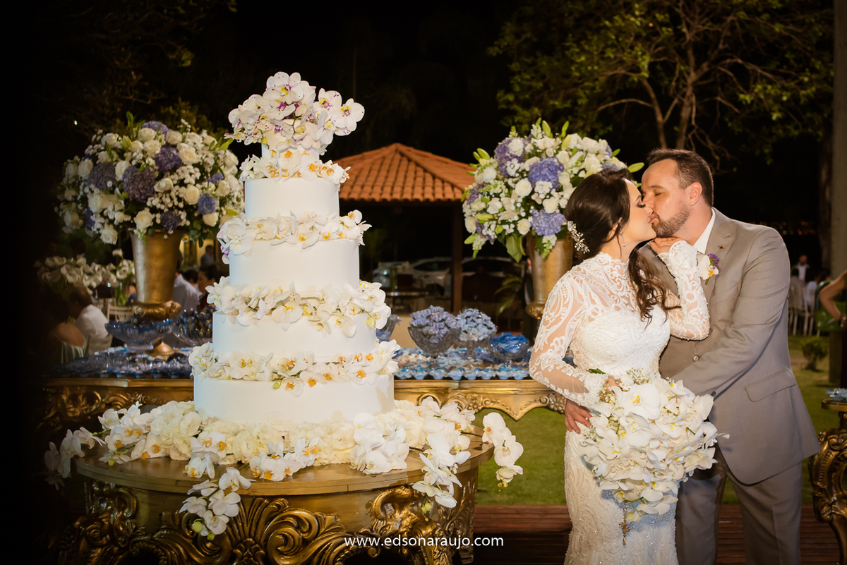 Casamento_da_Fabiola_e_Henrique_em_Patos_de_Minas_MG._Sitio_toe_do_jo,_casamento_lindo_ao_ar_livre_em_patos_de_minas,_casamento_ao_por_do_sol,_com_o_melhor_fotografo_de_casamentos_edson araujo,_barbara_maquiagens,_nice,_toe_do_jo 