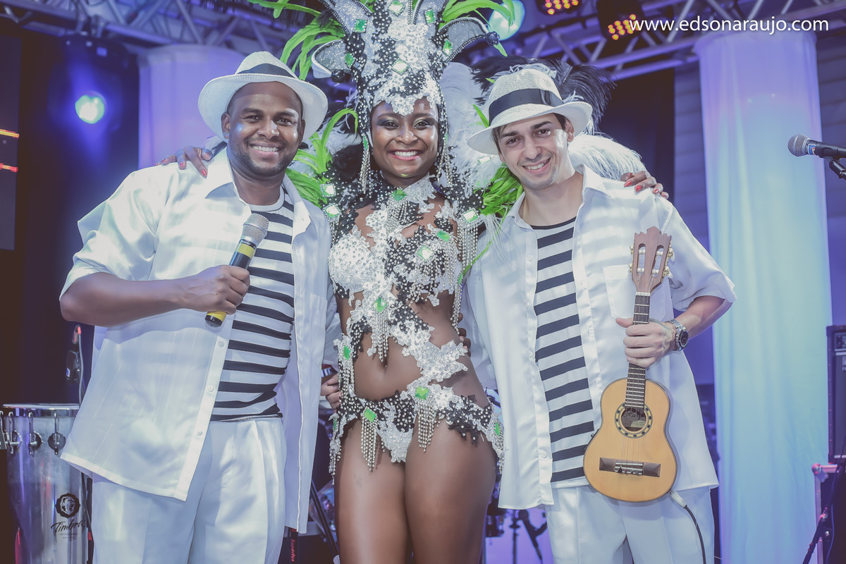 Edson, Edson Araujo, Edson Araujo Fotografias, Kika, Riviera João Pinheiro, Casando em João Pinheiro, Casamento em João Pinheiro MG, Vestido de noiva, Fotografo de casamentos em João Pinheiro, amor