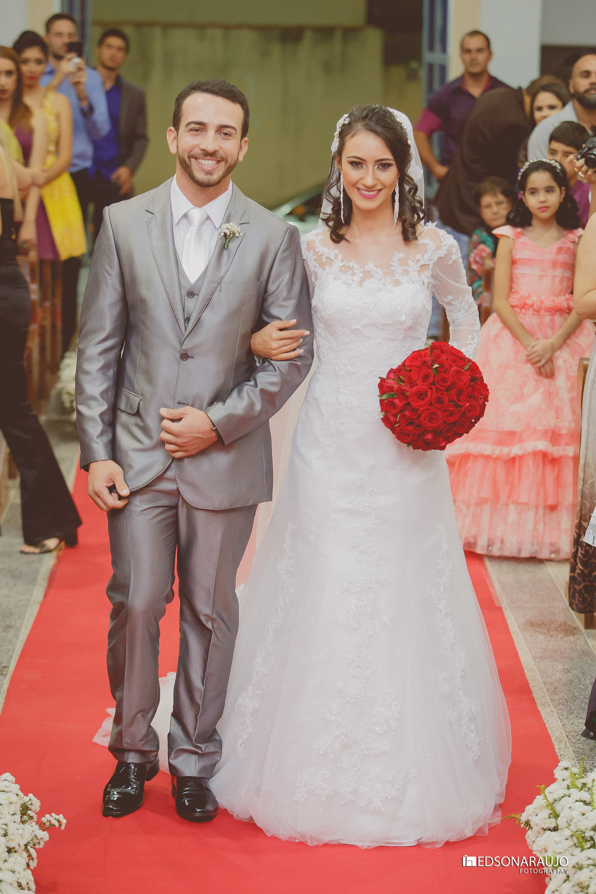 Noiva, Igreja, fotos de casamento, Fotógrafo de casamentos, noiva, vestido de noiva, Fotógrafo casamento, Imaculada Conceição, Igreja, Entrada noiva