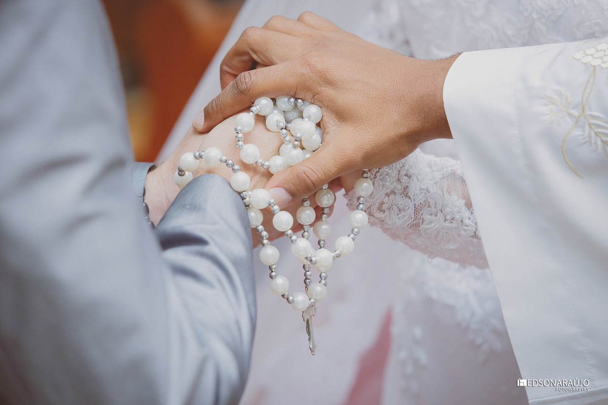 fotógrafo de casamentos em joão pinheiro, fotógrafo em joão pinheiro, foto de noiva, casamentos, alianças.