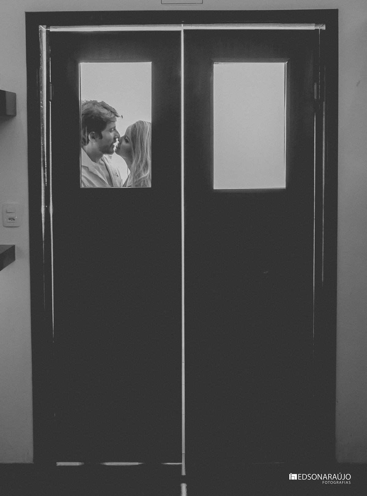 Edson, Edson Araujo, Edson Araujo fotografias, fotógrafo de casamentos em Patos de Minas, Fotógrafo de casamentos em JOão Pinheiro, Prévias de noivos, Noiva Patos, alianças, fotos de noivos, criativa.