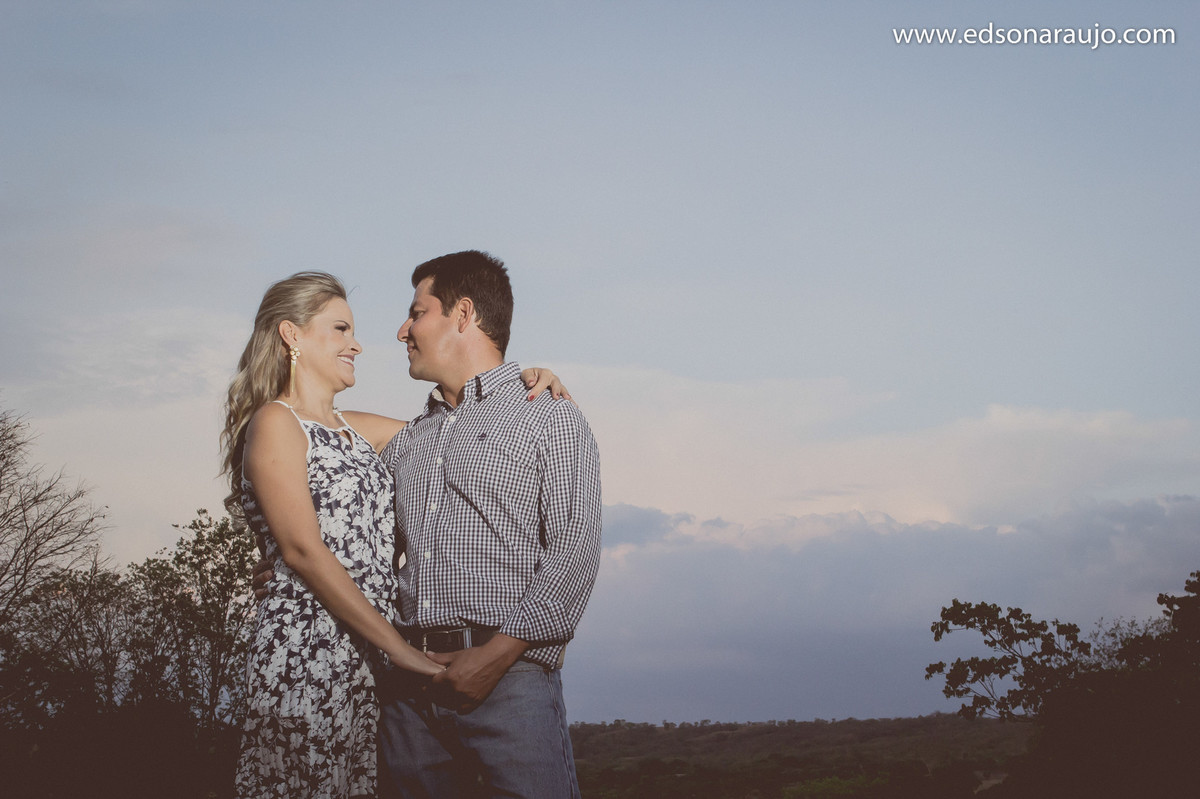 Edson, Edson Araujo Fotografias, Casando em João Pinheiro, Casamento em João PInheiriro, Fotógrafo de casamentos em João Pinheiro, Ensaio de solteiros, Previas, Lugar pra fotos em João Pinheiro,Cassia