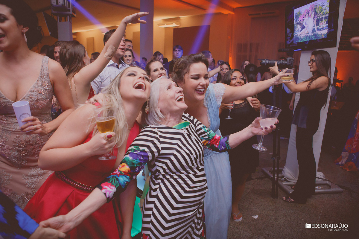 Decoração de casamentos, Decorfest Patos de Minas, Bolo de casamentos, Neimar decorações, Buquê de noiva, Flores para casamentos, Fotógrafos de casamento, Conceito Eventos, Fotógrafos de casamentos.