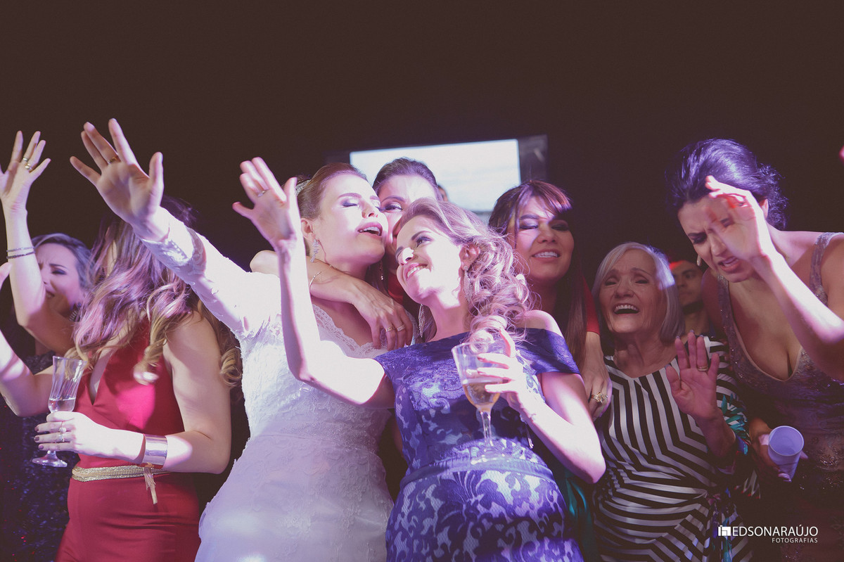 Decoração de casamentos, Decorfest Patos de Minas, Bolo de casamentos, Neimar decorações, Buquê de noiva, Flores para casamentos, Fotógrafos de casamento, Conceito Eventos, Fotógrafos de casamentos.