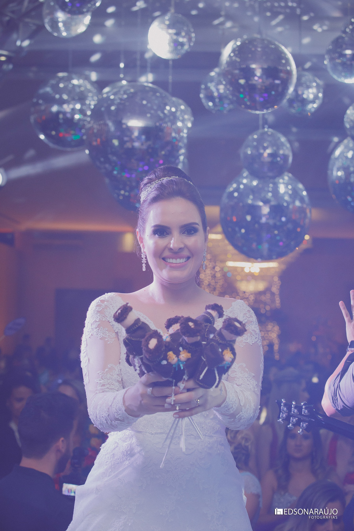 Decoração de casamentos, Decorfest Patos de Minas, Bolo de casamentos, Neimar decorações, Buquê de noiva, Flores para casamentos, Fotógrafos de casamento, Conceito Eventos, Fotógrafos de casamentos.