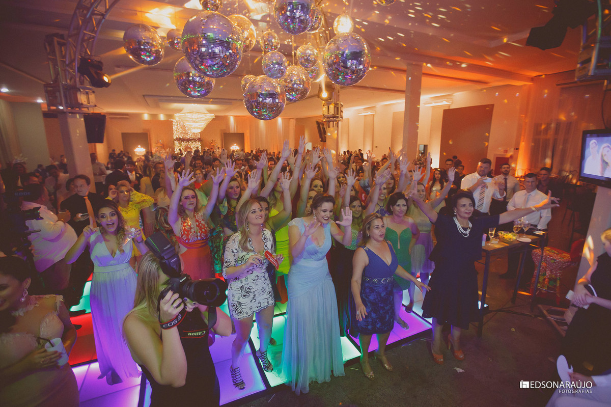 Decoração de casamentos, Decorfest Patos de Minas, Bolo de casamentos, Neimar decorações, Buquê de noiva, Flores para casamentos, Fotógrafos de casamento, Conceito Eventos, Fotógrafos de casamentos.