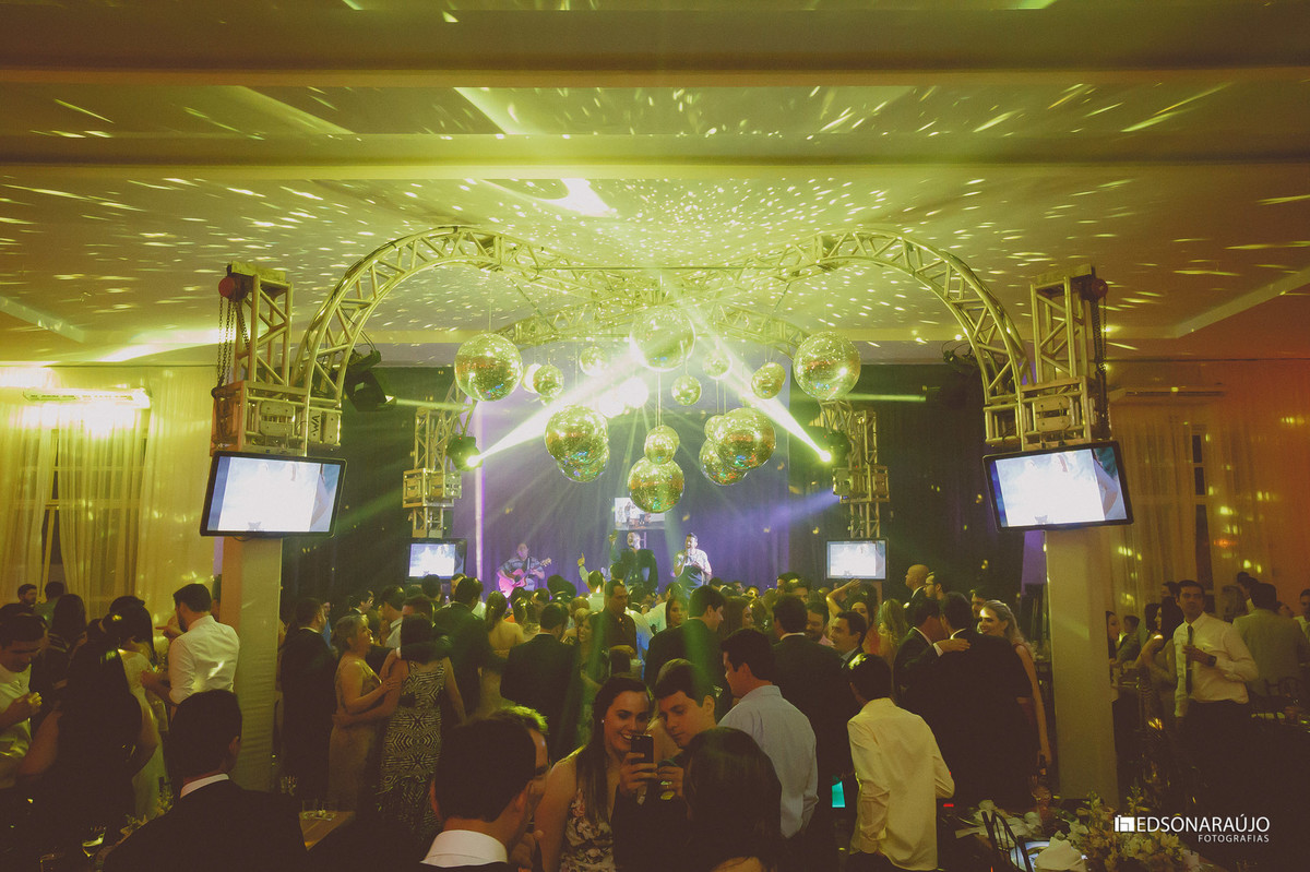 Decoração de casamentos, Decorfest Patos de Minas, Bolo de casamentos, Neimar decorações, Buquê de noiva, Flores para casamentos, Fotógrafos de casamento, Conceito Eventos, Fotógrafos de casamentos.