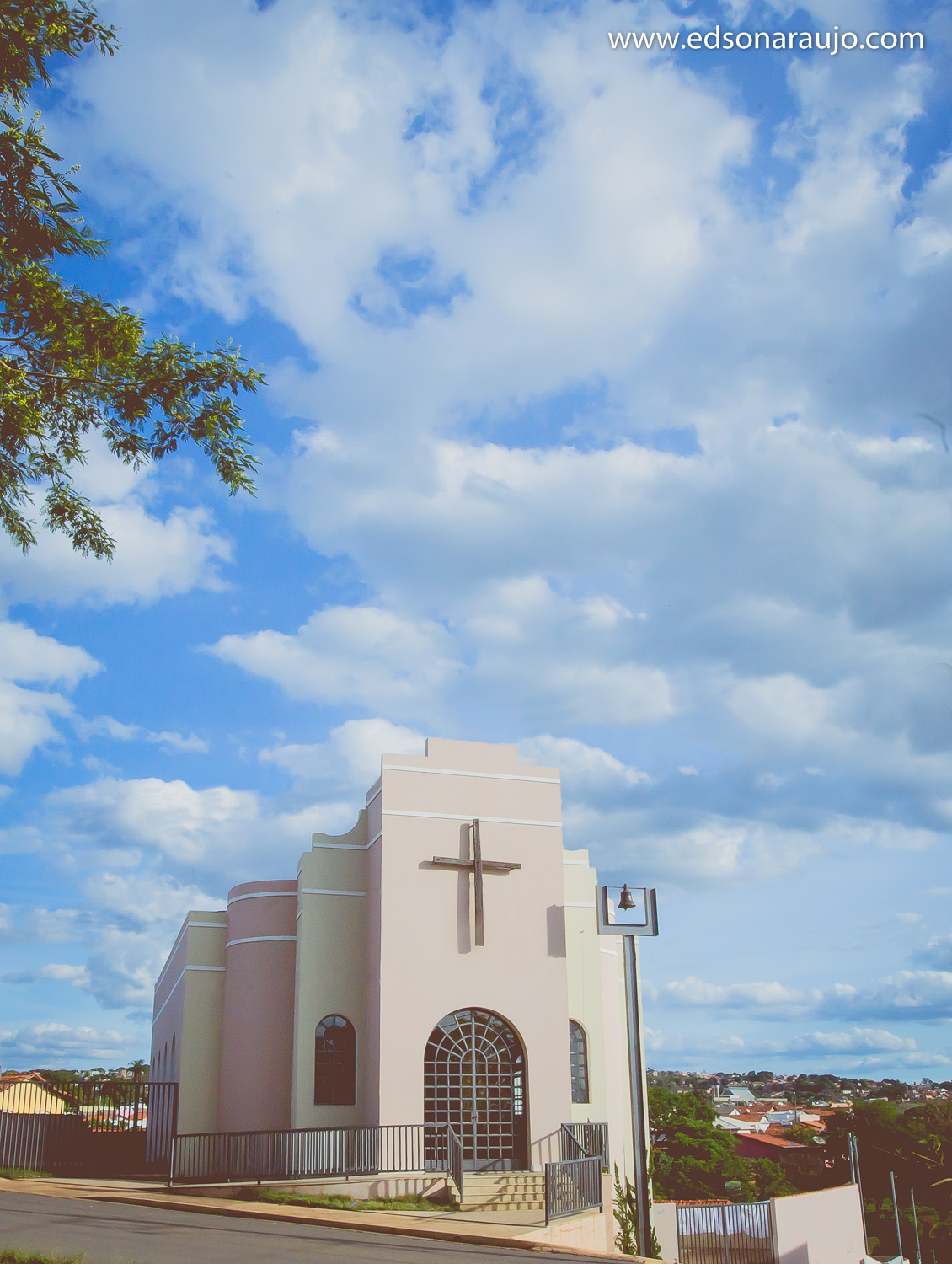 Edson Araujo Fotografias, Casando em João PInheiro - MG, Casamentos em João Pinheiro, Cassia e Luiz Fernando, Igreja São José em João Pinheiro, Fotógrafo de casamentos em João Pinheiro, Igreja linda
